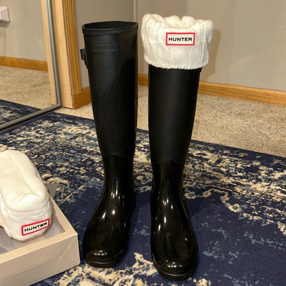 Hunter tall boots with socks